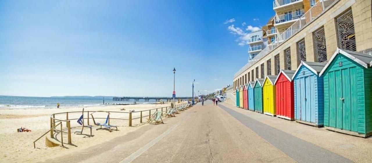 Flat-C, 4 Adults, 20 Mins To Beach, Netflix, Wifi, Sleeps 4 Adults ボーンマス エクステリア 写真